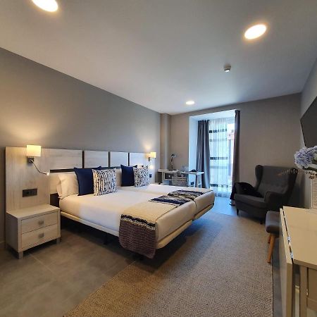 Apartahotel 5Dos5 Овьедо Экстерьер фото