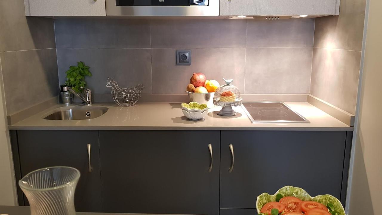 Apartahotel 5Dos5 Овьедо Экстерьер фото