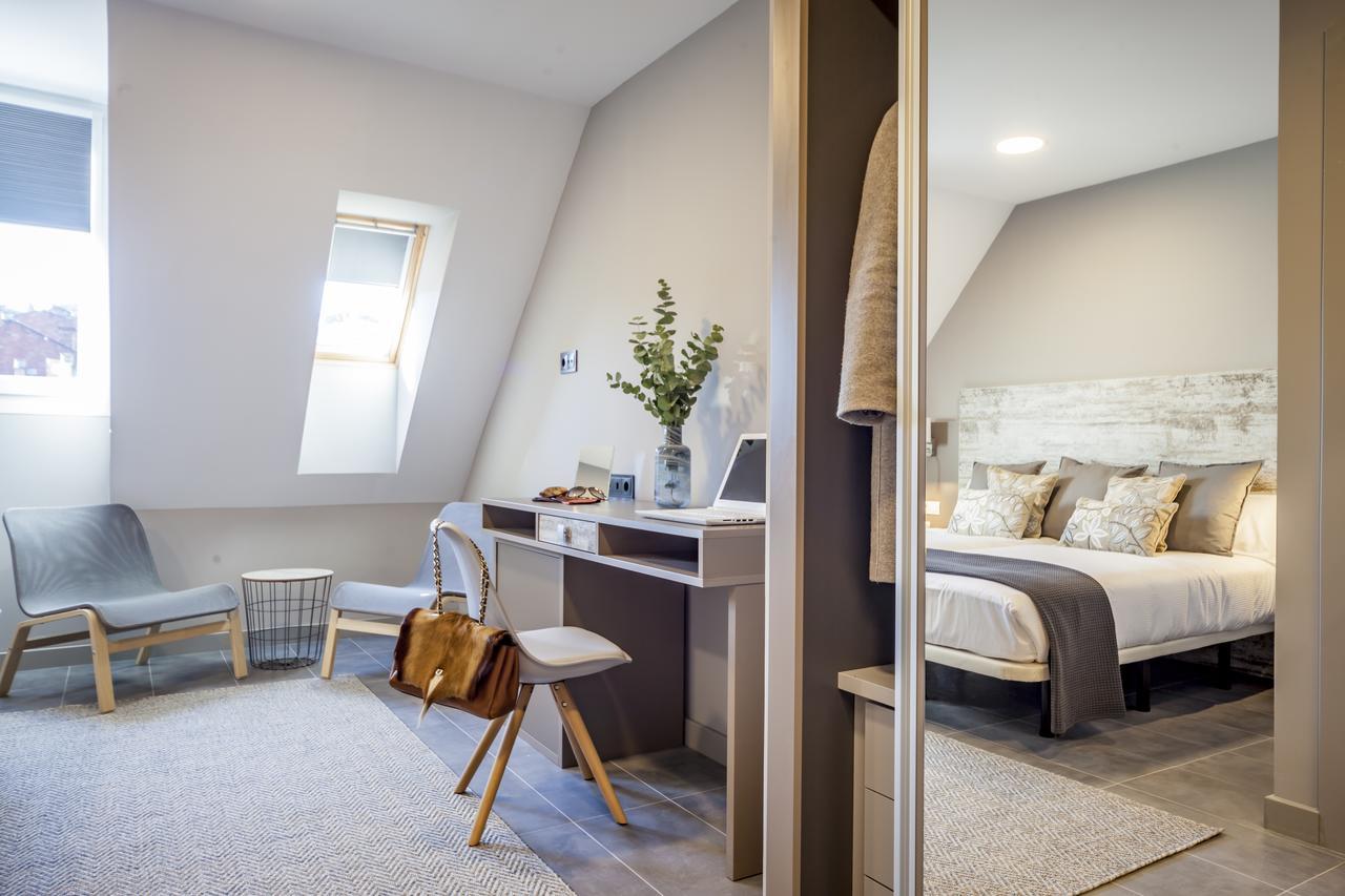 Apartahotel 5Dos5 Овьедо Экстерьер фото
