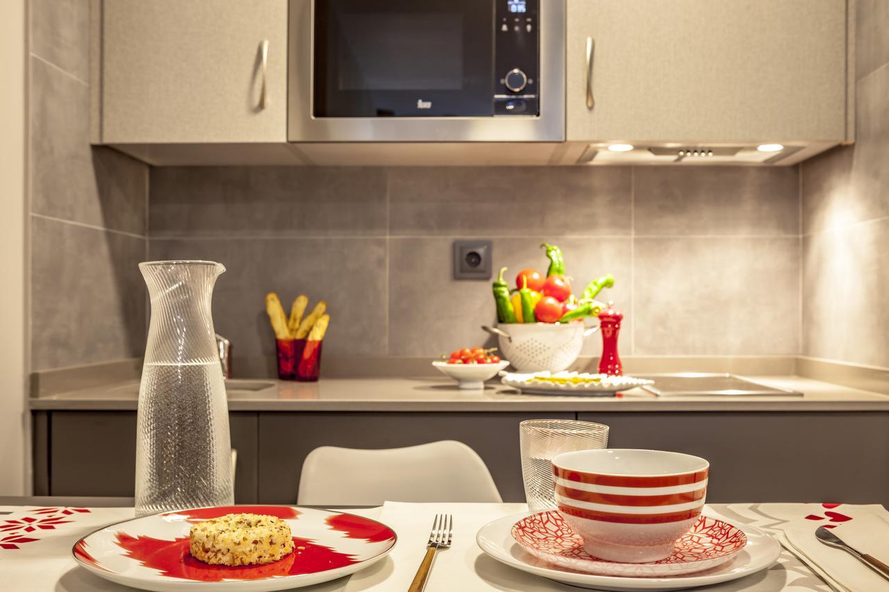 Apartahotel 5Dos5 Овьедо Экстерьер фото