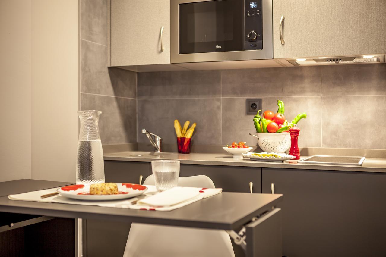 Apartahotel 5Dos5 Овьедо Экстерьер фото