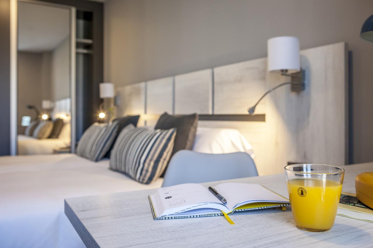 Apartahotel 5Dos5 Овьедо Экстерьер фото