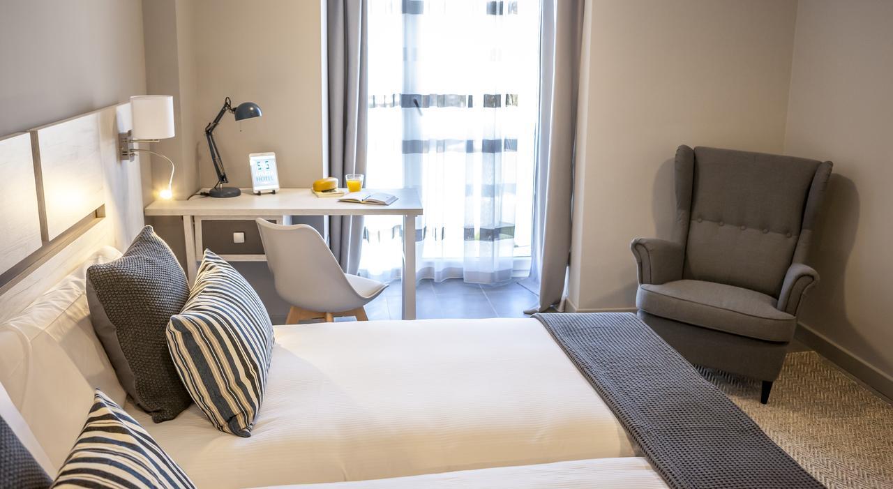 Apartahotel 5Dos5 Овьедо Экстерьер фото