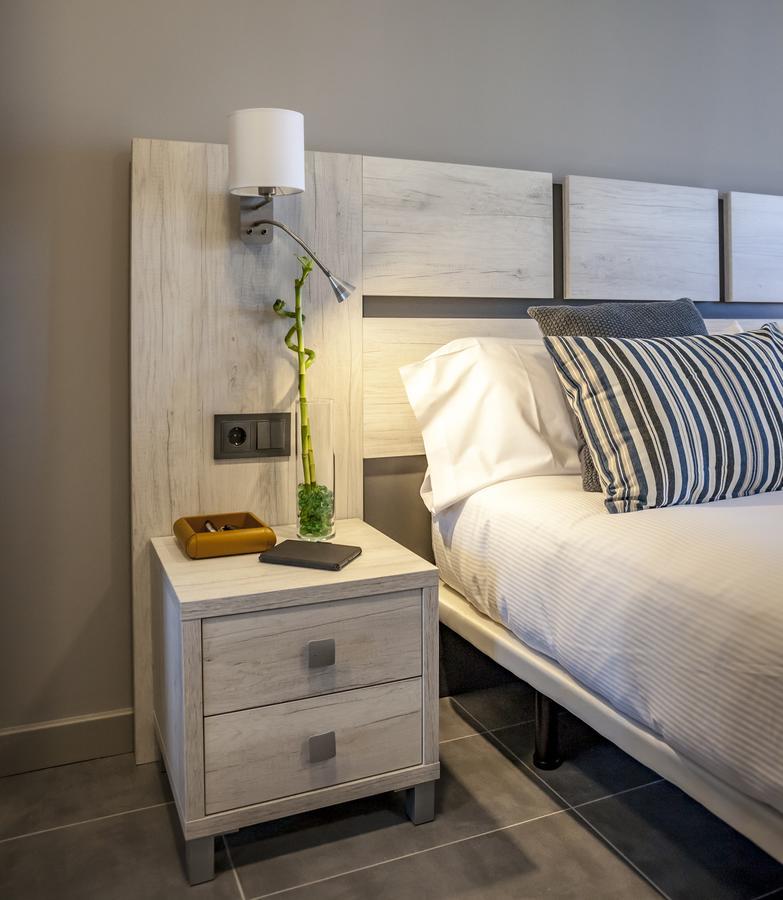 Apartahotel 5Dos5 Овьедо Экстерьер фото