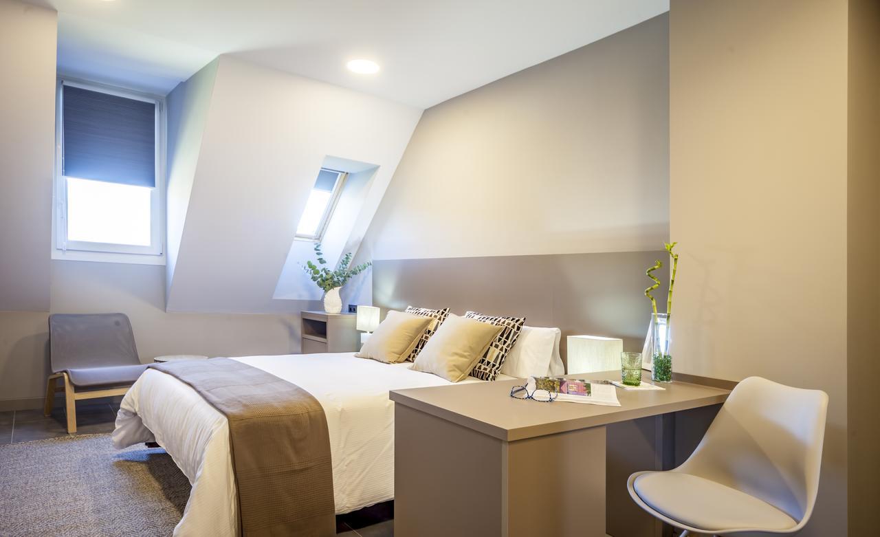 Apartahotel 5Dos5 Овьедо Экстерьер фото