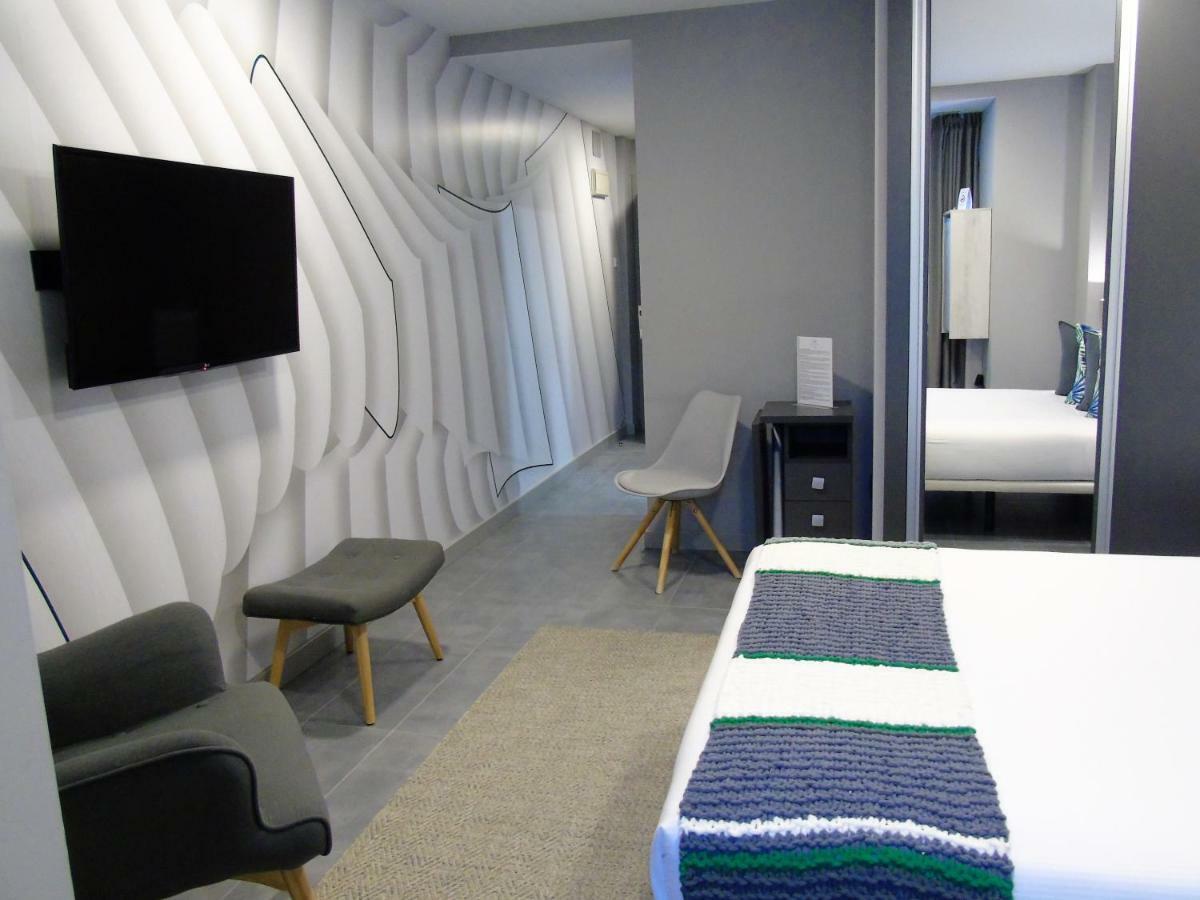 Apartahotel 5Dos5 Овьедо Экстерьер фото