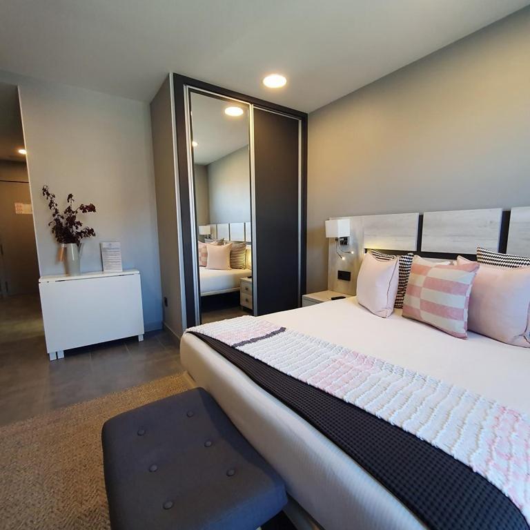 Apartahotel 5Dos5 Овьедо Экстерьер фото