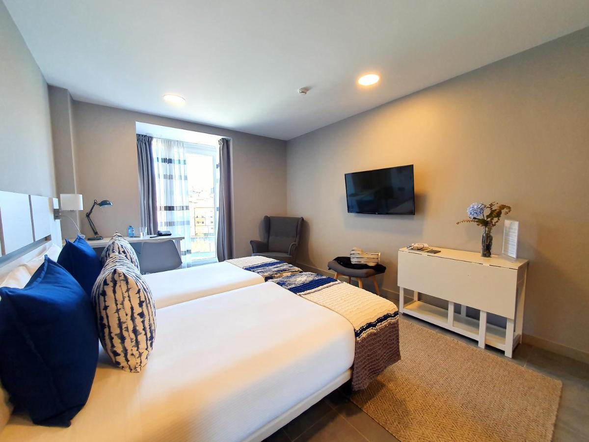 Apartahotel 5Dos5 Овьедо Экстерьер фото